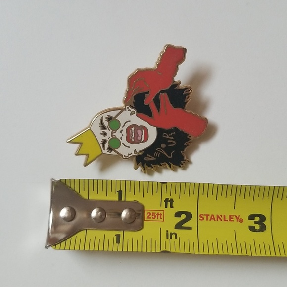 Sasha Velour Pin - Picture 3 of 3